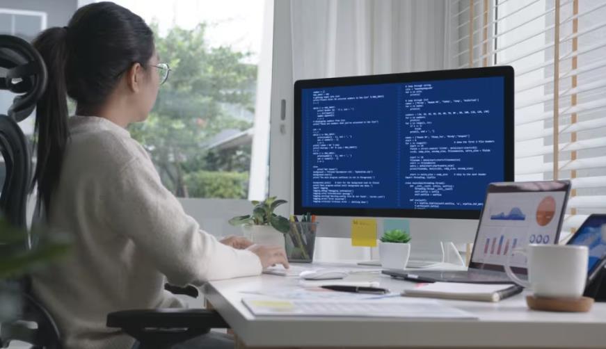 红古区企业数字化解决方案:机器学习赋能商业模式升级的核心路径